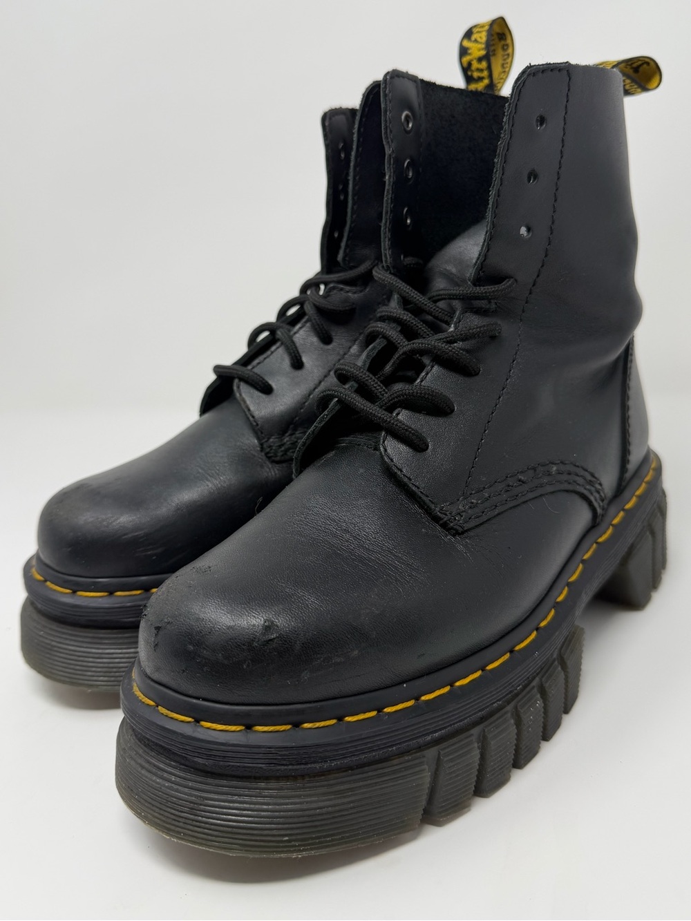 Dr. Martens Black Leather Platform Boots sz.6